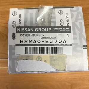 New Genuine Infiniti Bumper Tow Cover